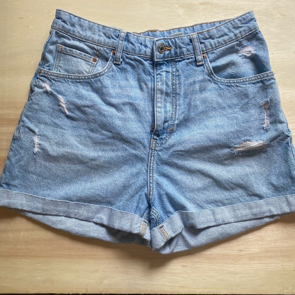 H&M - Mom Shorts Ultra High-Waist, Light Denim Blue-Ladies
